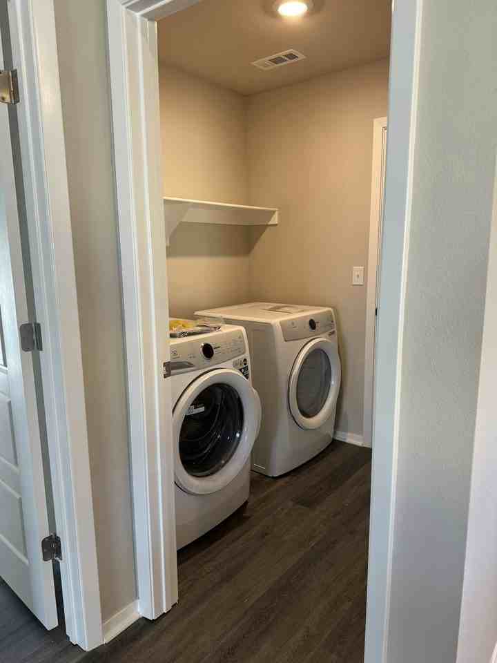 2554 East War Eagle Street - Photo 4 of 12