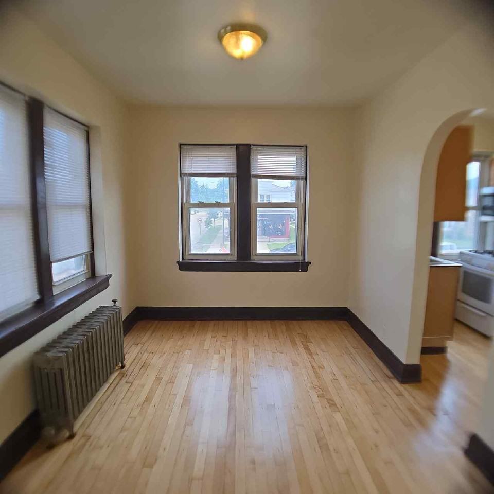 5300-5304 West Greenfield Avenue - Photo 3 of 7