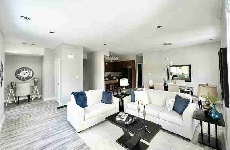 307 Fanshawe Park Rd E