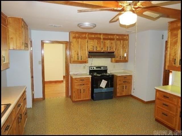 5212 Lynch Dr - Photo 7 of 18