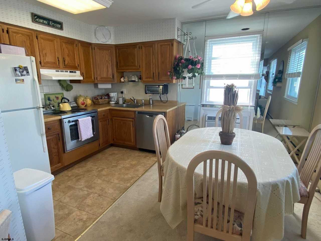 9506 Ventnor Ave #12 - Photo 4 of 19