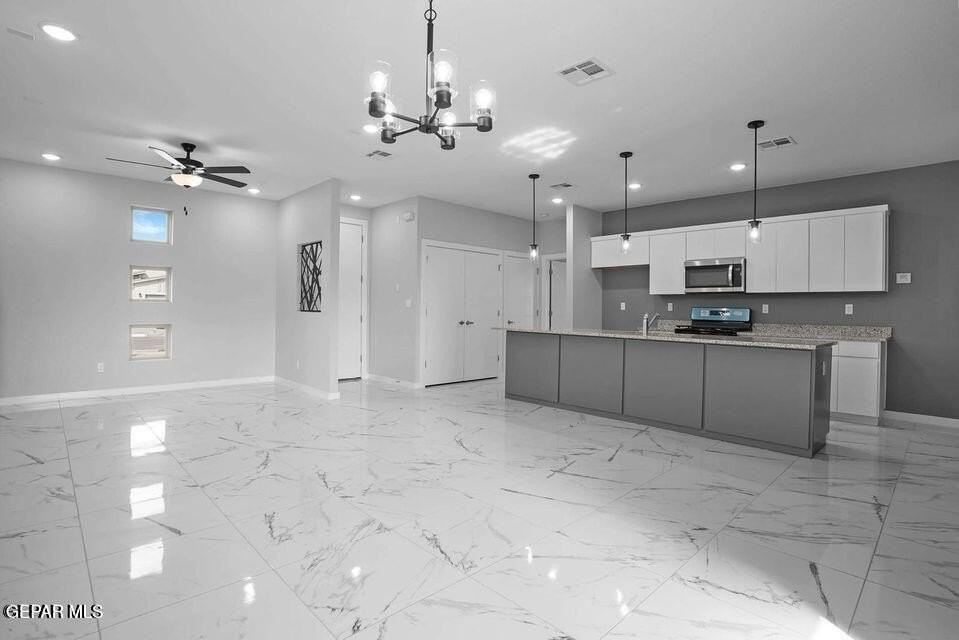 11498 Summer Dr Unit B #B - Photo 3 of 25