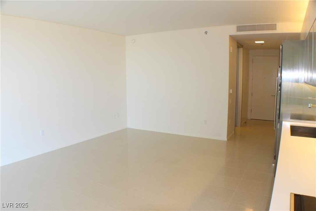 3722 Las Vegas Blvd S #910 - Photo 4 of 9