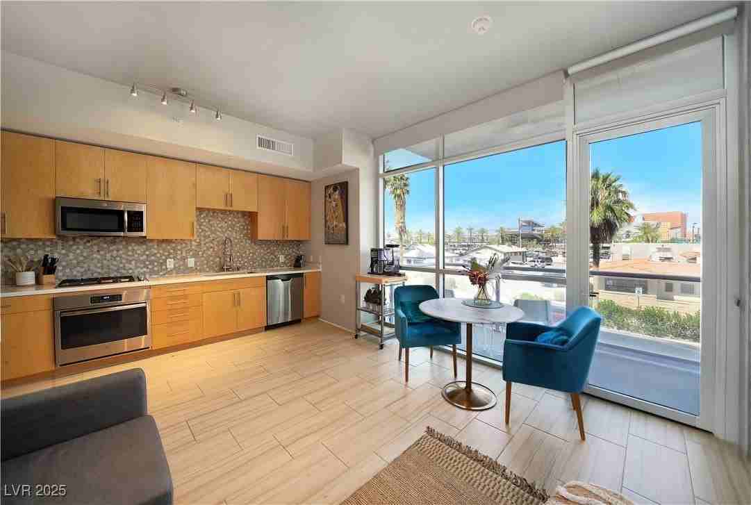 353 East Bonneville Avenue #215