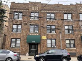 9015 Bergenwood Ave #4 - Photo 1 of 1