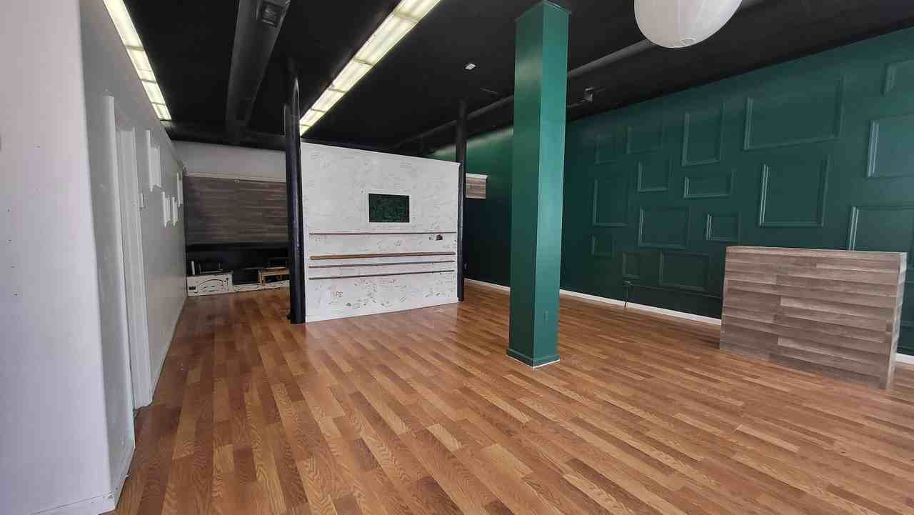 70 Union Ave - Photo 4 of 10