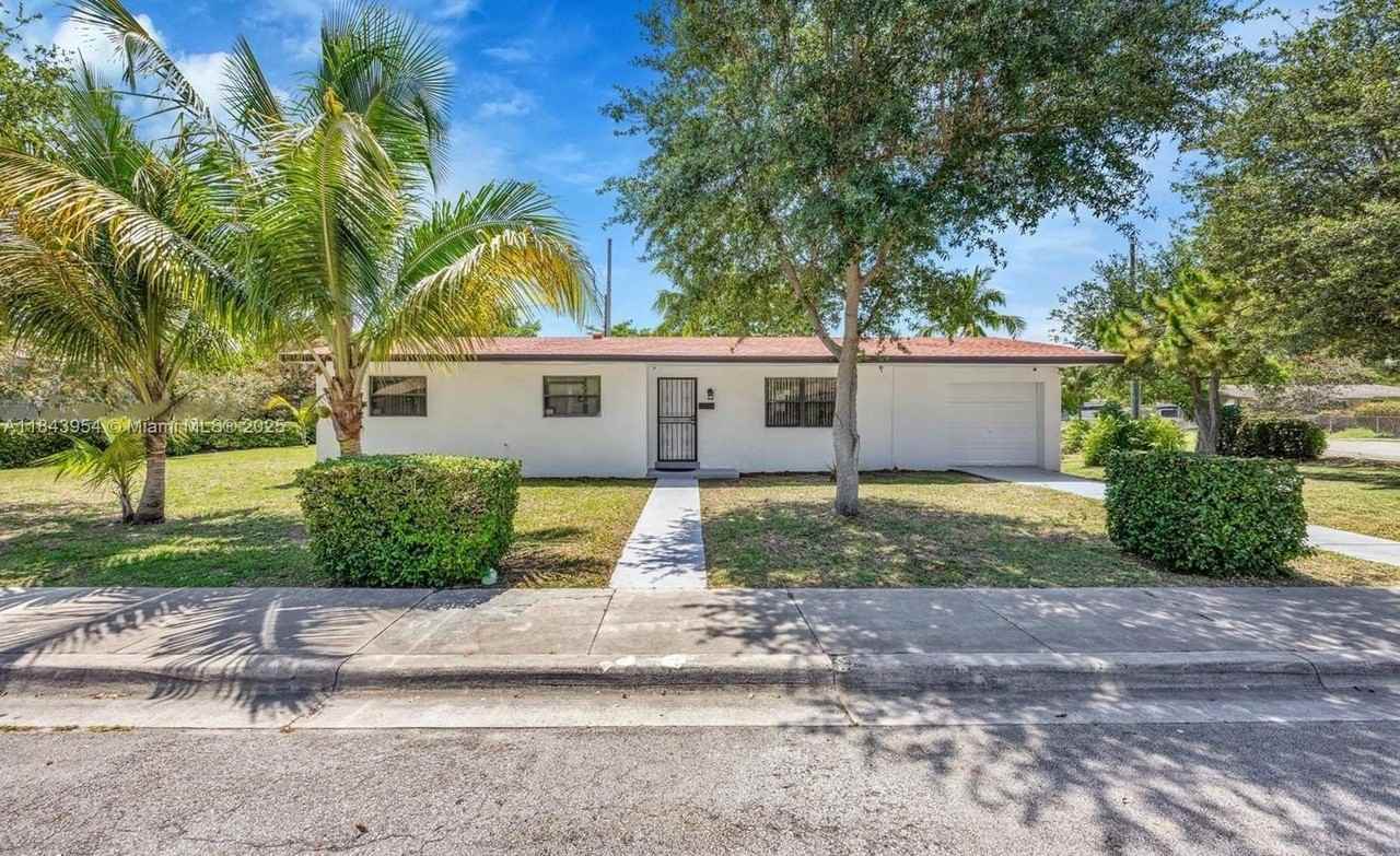 6250 Southwest 58th Place