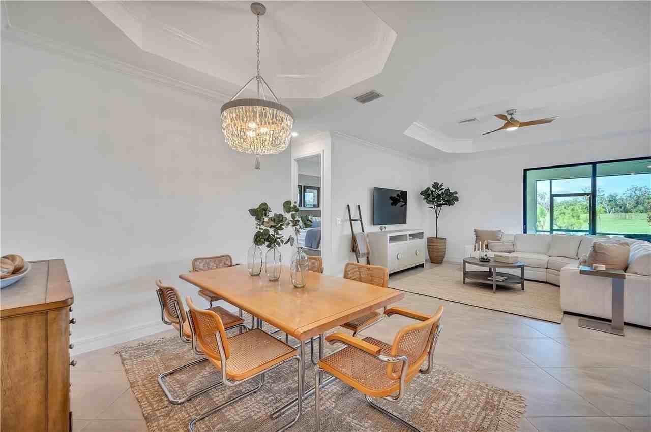 5822 Brandon Run - Photo 5 of 34