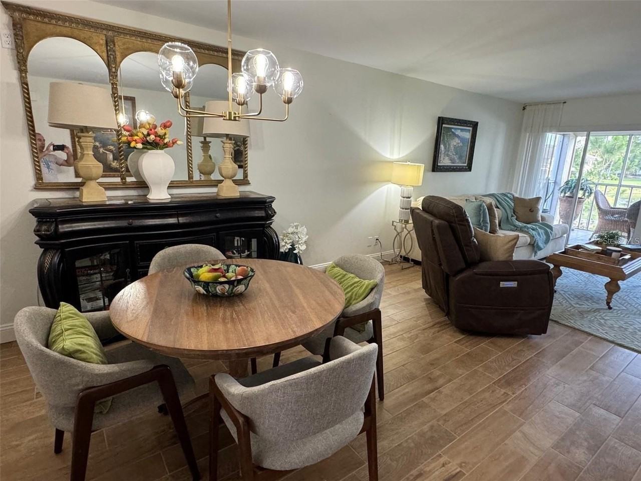 5246 Wedgewood Ln #60 - Photo 3 of 44