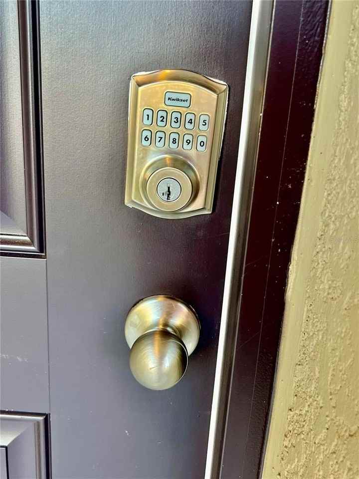 8884 Sw 49th Cir - Photo 4 of 39