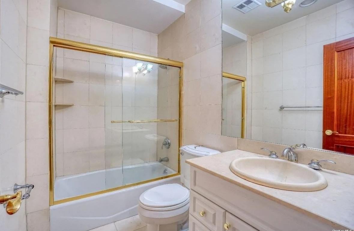 171 Great Neck Rd #3H - Photo 5 of 12