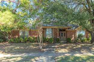3704 Westview Dr - Photo 1 of 1