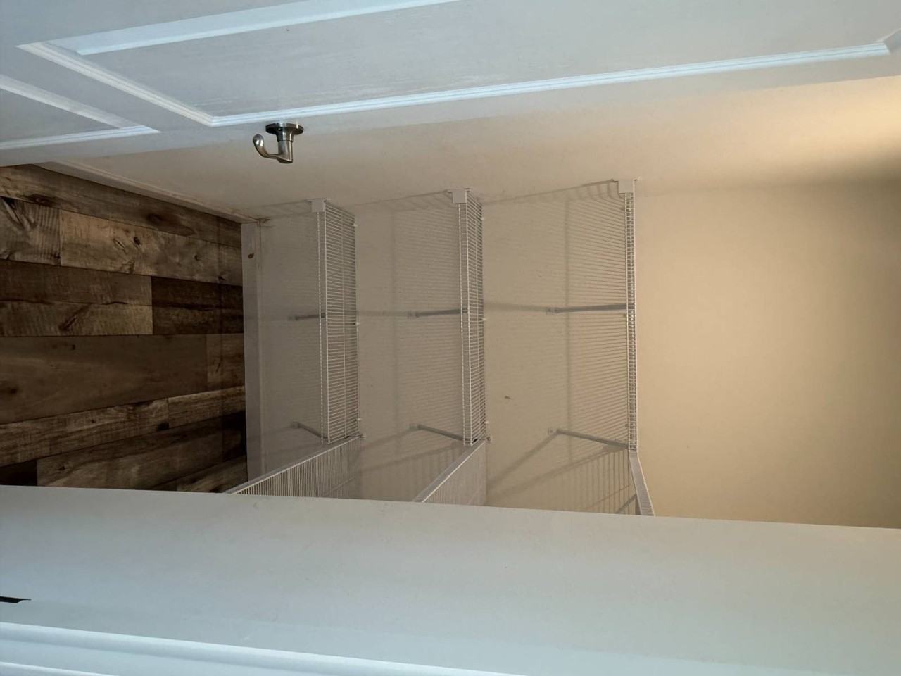 112 Paradise Dr - Photo 4 of 13