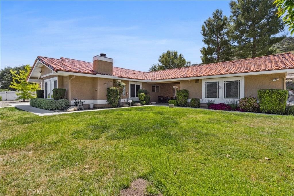 30120 Hasley Canyon Rd - Photo 3 of 48