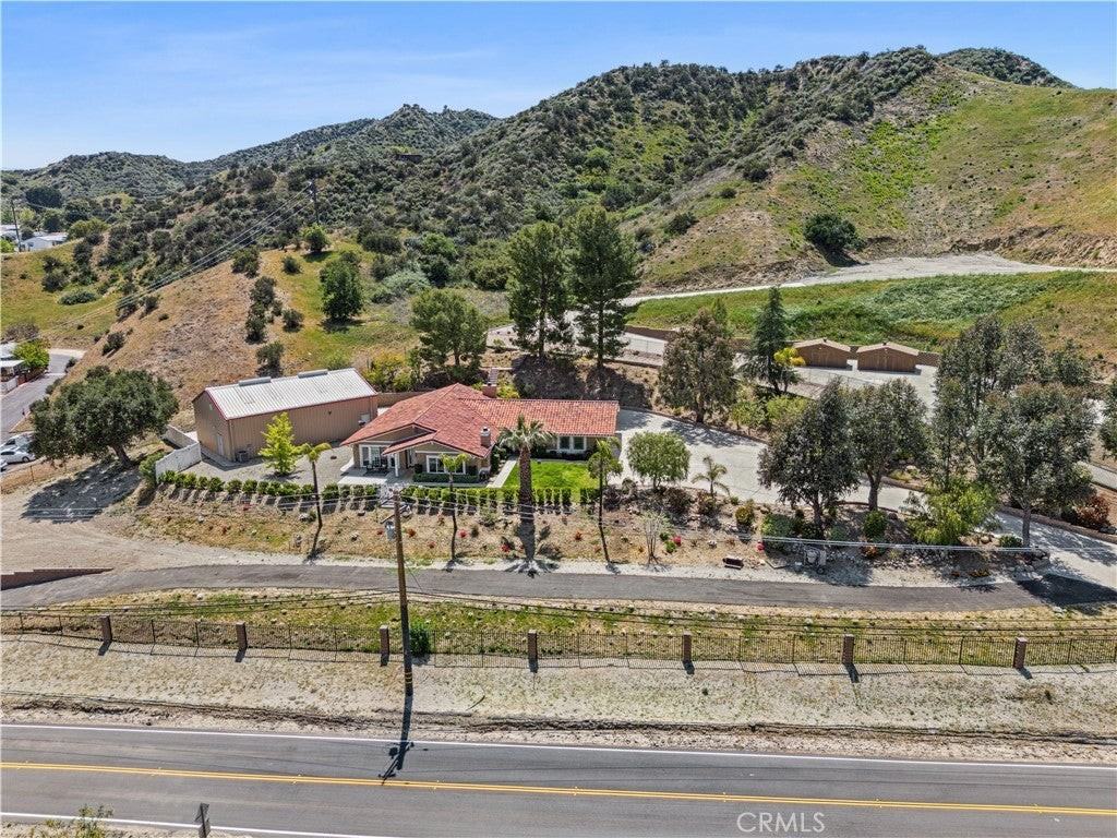30120 Hasley Canyon Rd - Photo 4 of 48