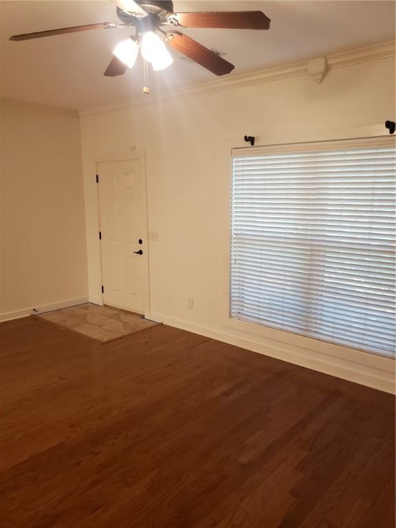 3998 Rochester Cir - Photo 4 of 16