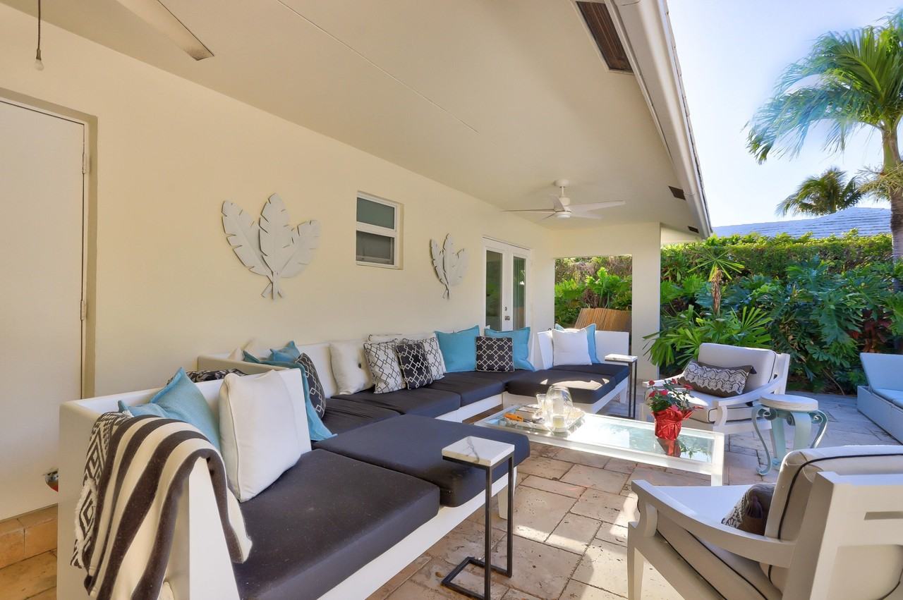 835 Canary Walk - Photo 6 of 42