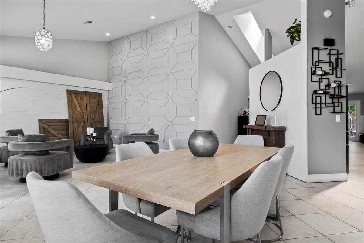 1560 Yachtman Pl - Photo 6 of 46