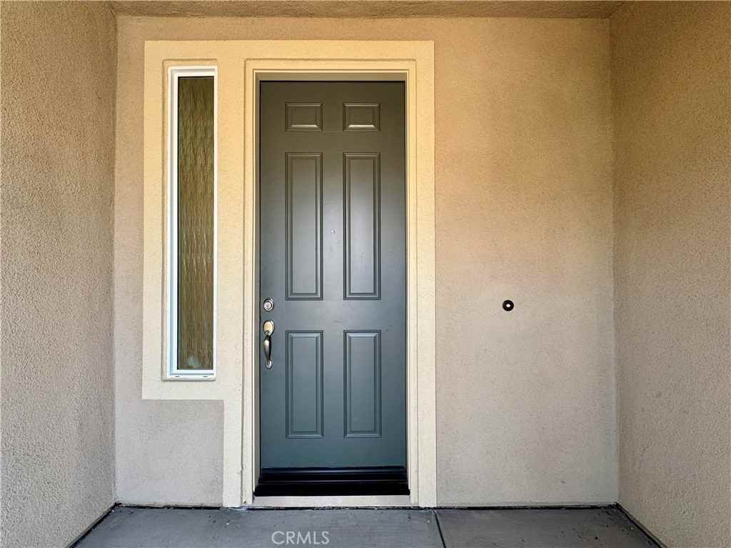 24201 Arroyo Dr - Photo 5 of 48