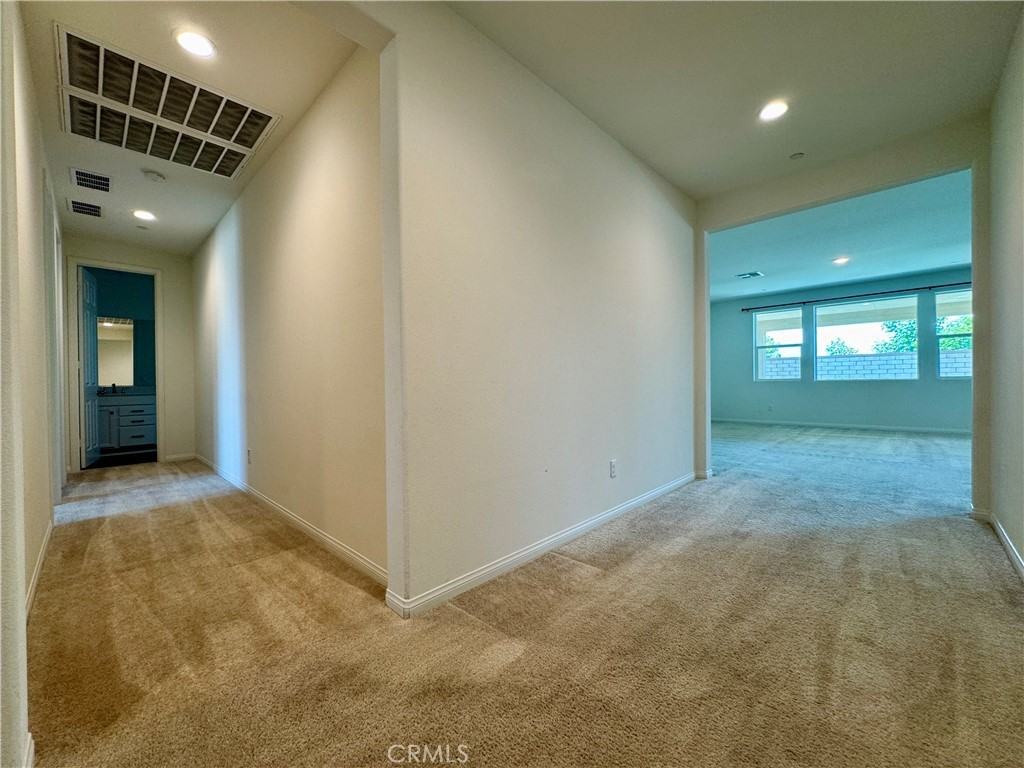 24201 Arroyo Dr - Photo 7 of 48