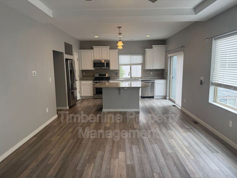 6131 Mineral Belt Dr - Photo 5 of 16