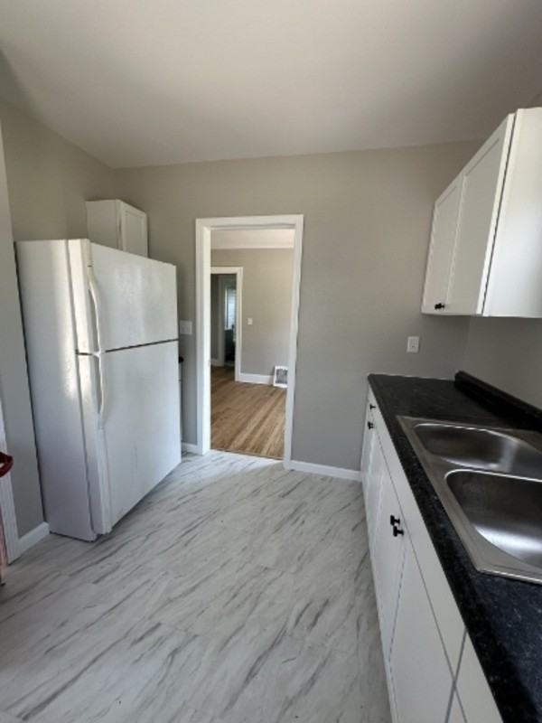 612 13th St Nw #1 - Photo 3 of 25