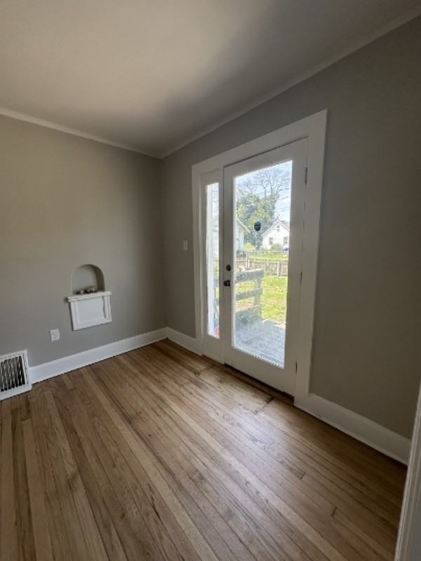 612 13th St Nw #1 - Photo 6 of 25