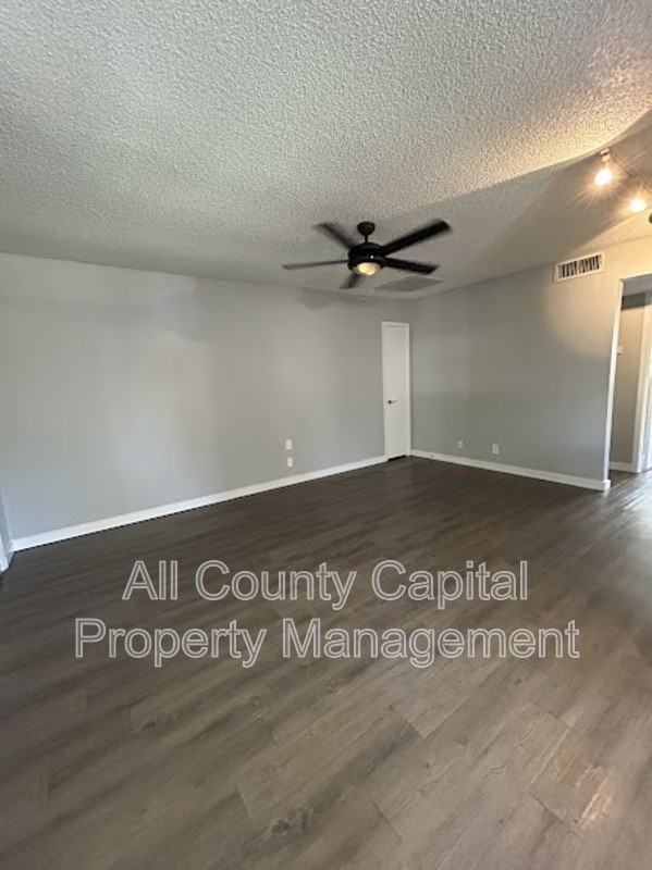 3436 Willowrun Drive #D - Photo 3 of 9