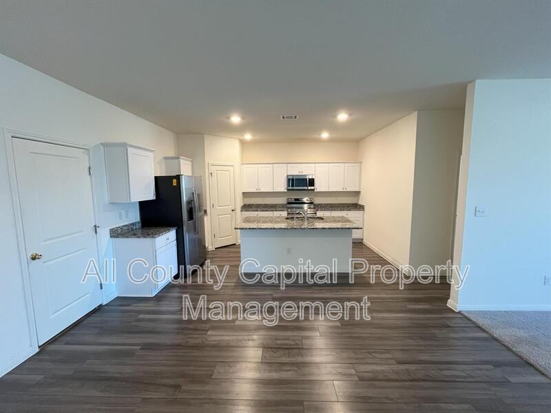 215 Light Timber Rd - Photo 4 of 32