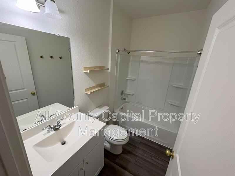 215 Light Timber Rd - Photo 5 of 32