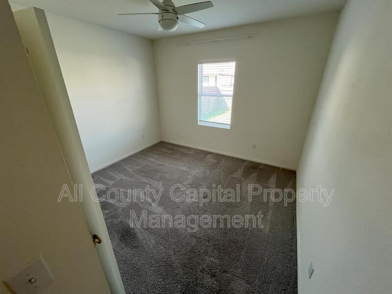215 Light Timber Rd - Photo 7 of 32
