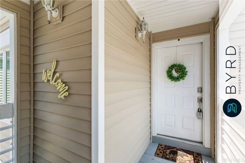 206 Water Pointe Ct - Photo 2 of 29