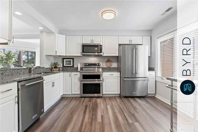 206 Water Pointe Ct - Photo 3 of 29