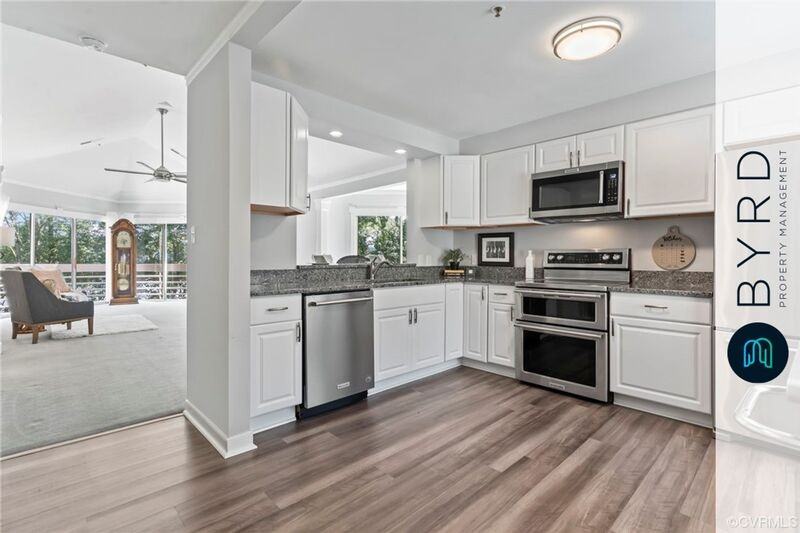 206 Water Pointe Ct - Photo 4 of 29