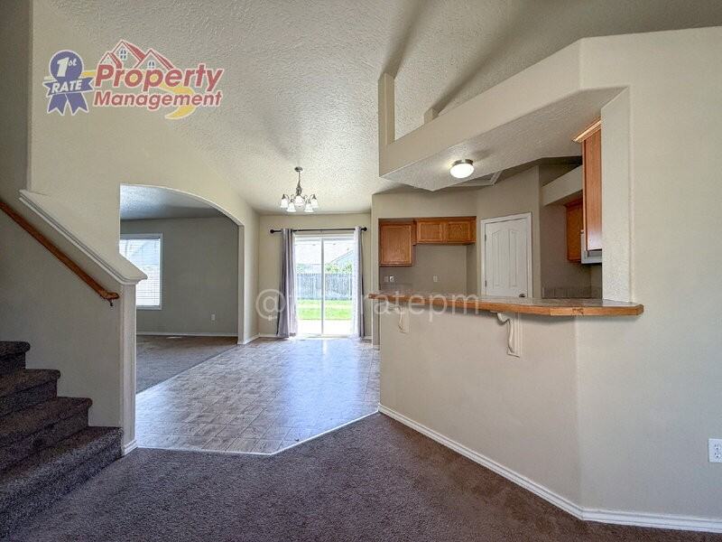 1491 W Verbena Dr - Photo 7 of 33