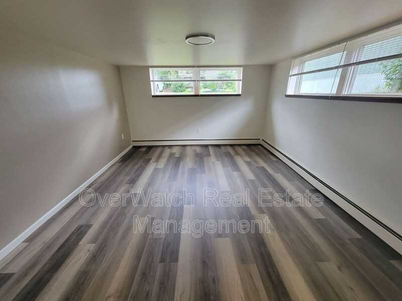3405 Oregon Dr #D - Photo 3 of 17