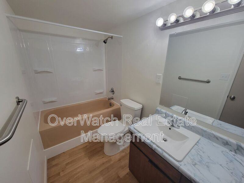 3405 Oregon Dr #D - Photo 6 of 17