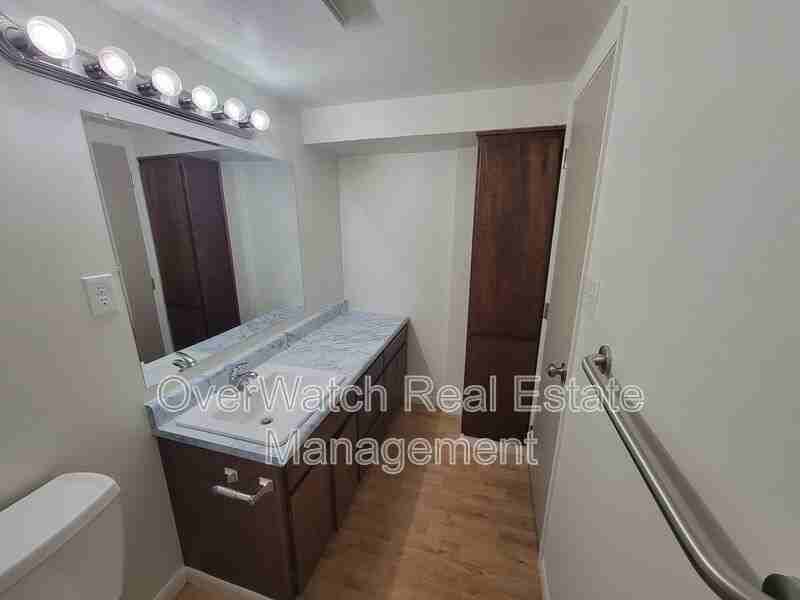 3405 Oregon Dr #D - Photo 7 of 17