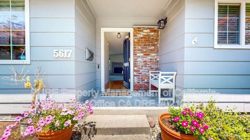5617 Dupont Dr - Photo 2 of 38