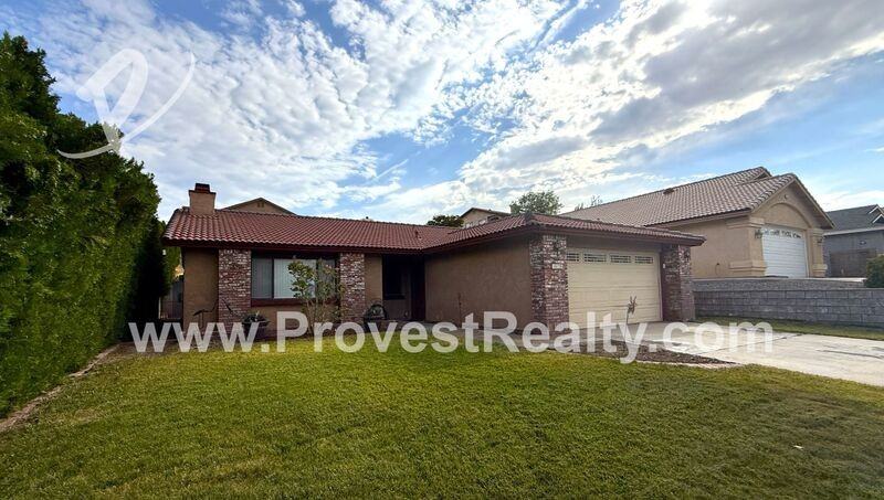 18179 Country Glen Dr - Photo 2 of 17