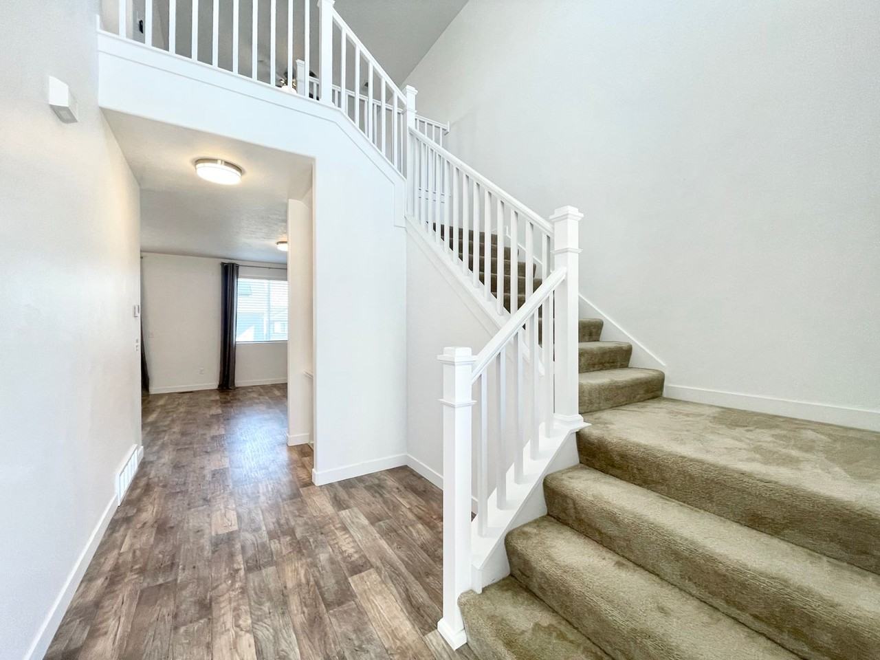 3066 S Red Pine Dr - Photo 2 of 42