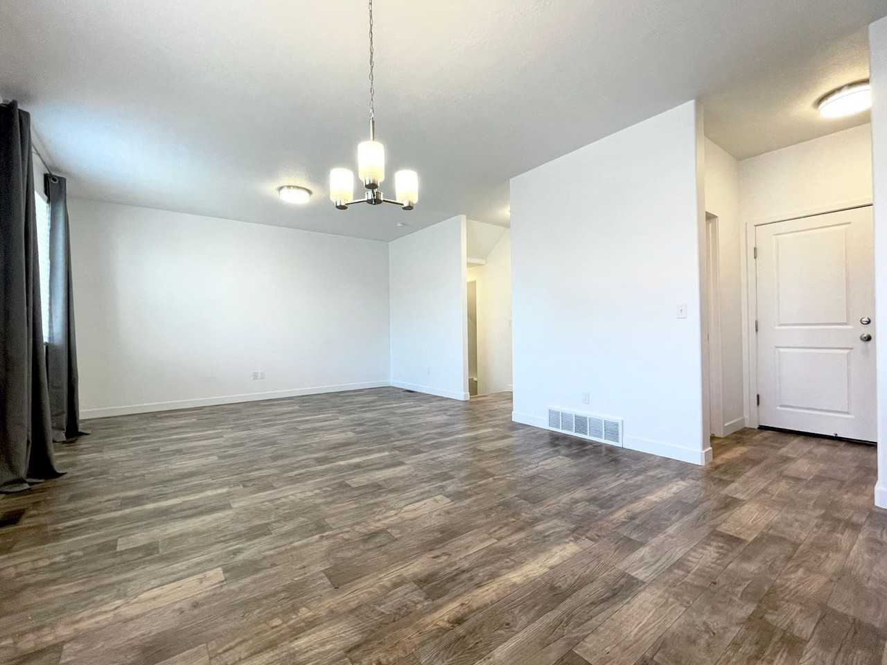 3066 S Red Pine Dr - Photo 5 of 42