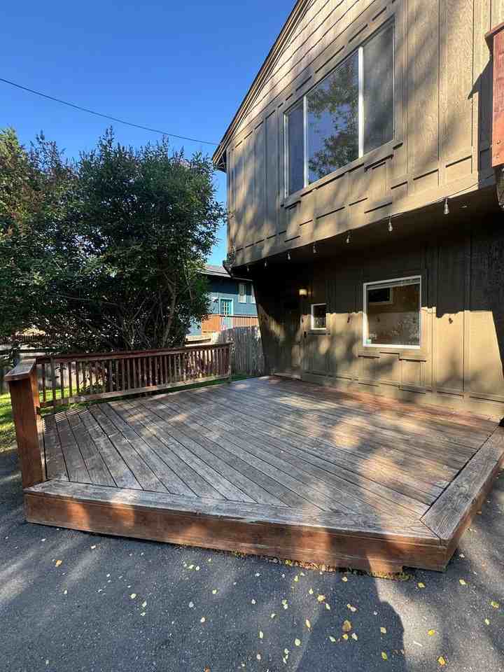 8033 Sand Lake Rd - Photo 3 of 22