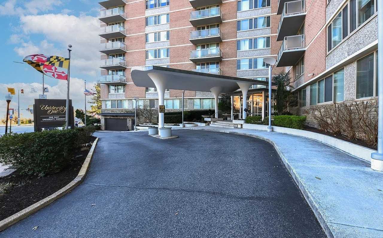 1 E University Pkwy - Photo 2 of 10