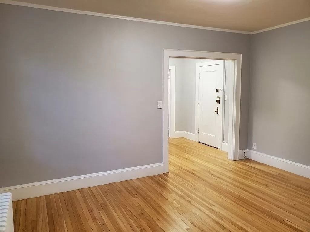 20 Concord Ave - Photo 2 of 8