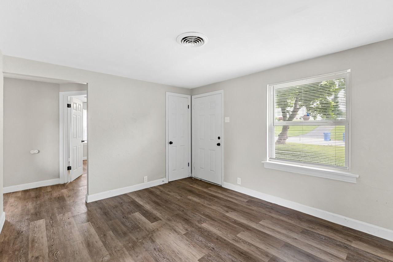 6617 Torlina Dr - Photo 4 of 21