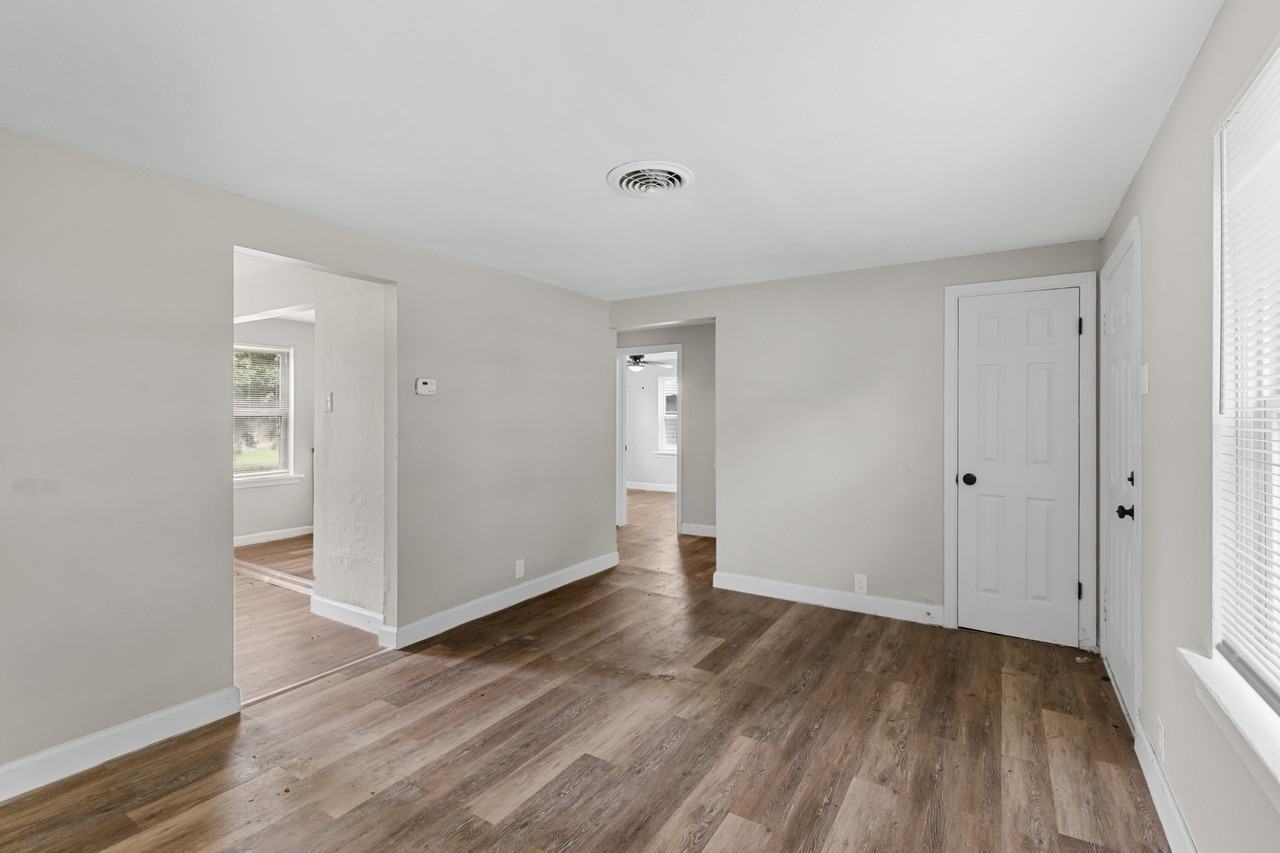 6617 Torlina Dr - Photo 5 of 21