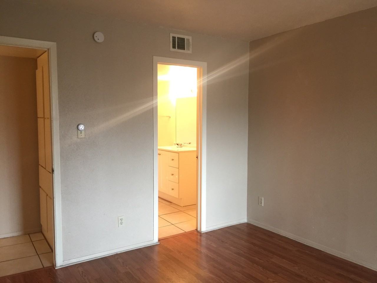 1620 N Wilmot Rd #E241 - Photo 5 of 11