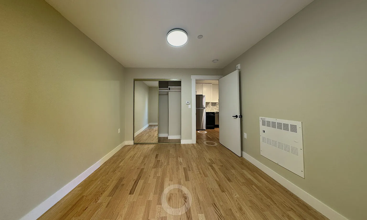 555 Ofarrell St - Photo 3 of 26