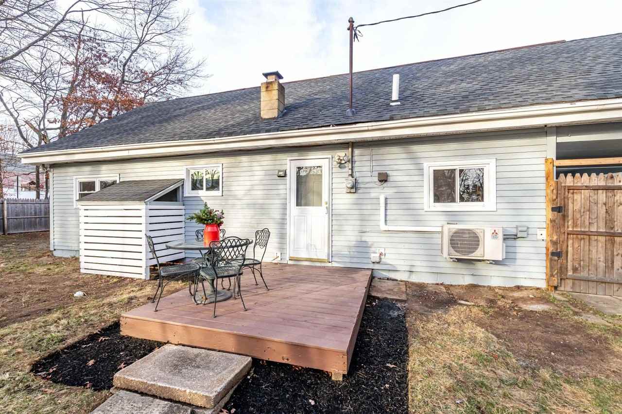 369 Proctor Rd - Photo 3 of 17